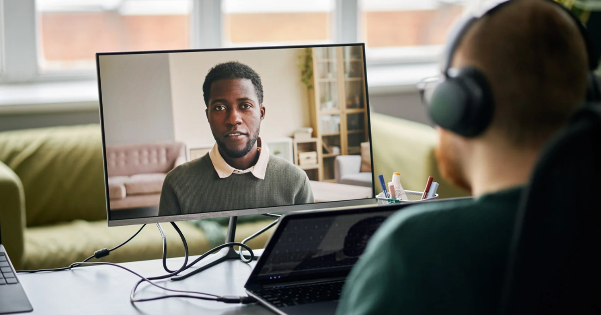 Compte rendu de réunion commerciale automatisé après un appel Google Meet